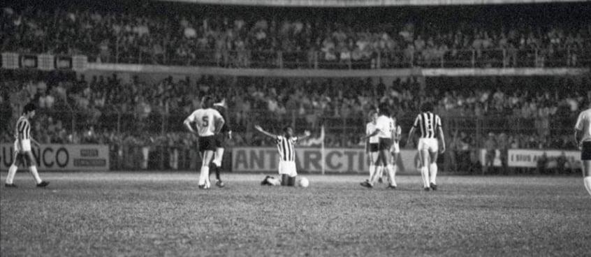Última partida de Pelé pelo Santos foi contra a Ponte Preta (Acervo Santos FC)