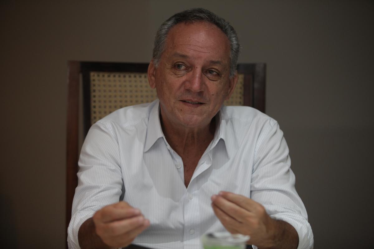 Rossini já saiu candidato a prefeito, mas reconhece que é imprescindível ter estrutura e apoio robusto, além de muita vontade; hoje, ele diz não ver essa possibilidade em sua missão política (Rodrigo Zanotto)