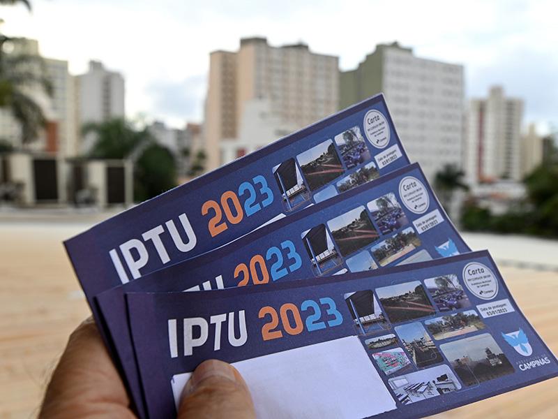 Os contribuintes que ainda não receberam o carnê podem emitir a 2ª via pelo portal da Prefeitura (Carlos Bassan/ PMC)