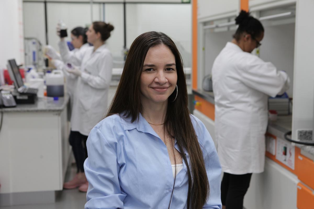 Cleide Elizeu , responsável pelas atividades do Programa Futuras Cientistas no CTI Renato Archer, declarou que as meninas que participam do projeto saem transformadas; significa a esperança da transformação da sociedade em um espaço com menos preconceitos (Rodrigo Zanotto)
