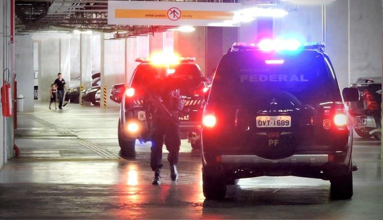 Polícia Federal e Polícia Rodoviária realizam ação conjunta (Divulgação)
