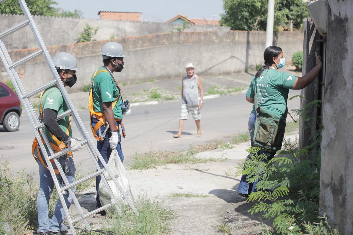 Equipes buscam criadouros do mosquito Aedes aegypti: Prefeitura realiza hoje um grande mutirão de combate à dengue no Campina Grande (Kamá Ribeiro)