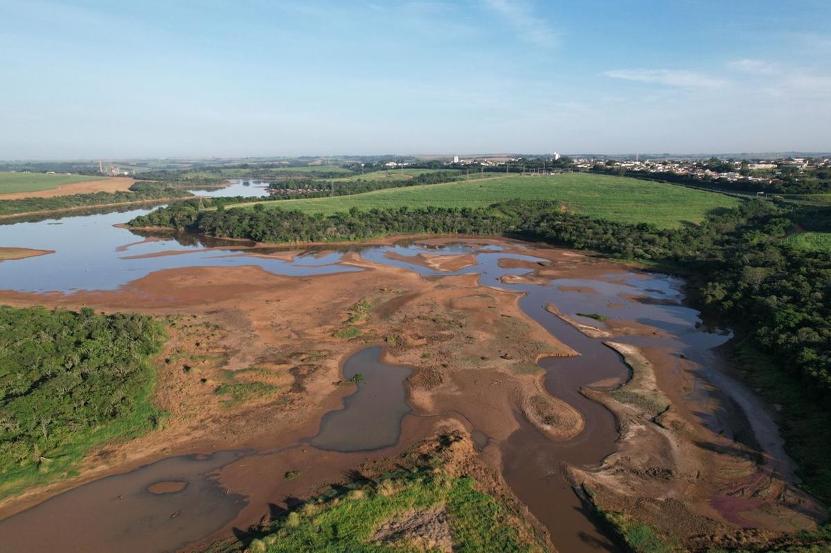 Rompimento da barragem reduziu os níveis de água na represa do Rio Pirapitingui onde fica a ETA de Cosmópolis (Divulgação/ Prefeitura de Cosmópolis)
