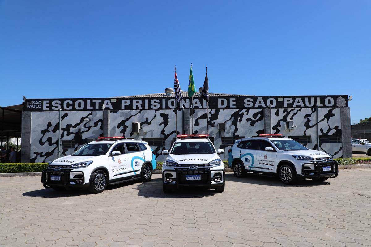Além do reforço no efetivo de policiais penais, o serviço de escolta recebeu oito novas viaturas de apoio (Divulgação)