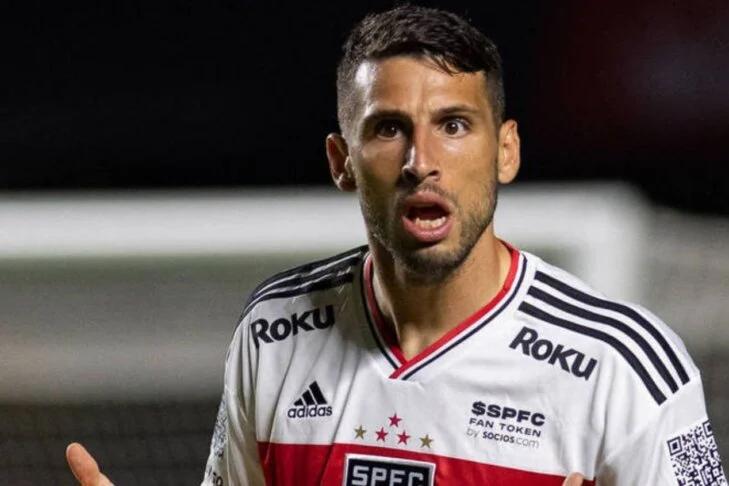 Atacante Calleri (Reprodução)