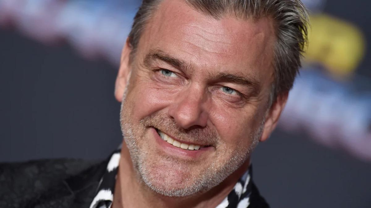 Ray Stevenson, ator de Thor e RRR, morre aos 58 anos