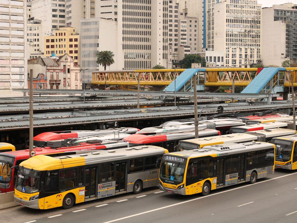 Greve parcial de ônibus afeta passageiros na cidade de São Paulo (Arquivo/ Rovena Rosa/Agência Brasil)