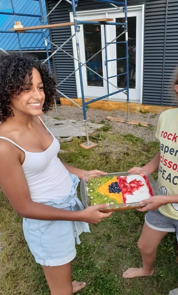 Alice Lessa Teobaldo busca constantemente compreender melhor o mundo e descobrir outras culturas (Arquivo pessoal)