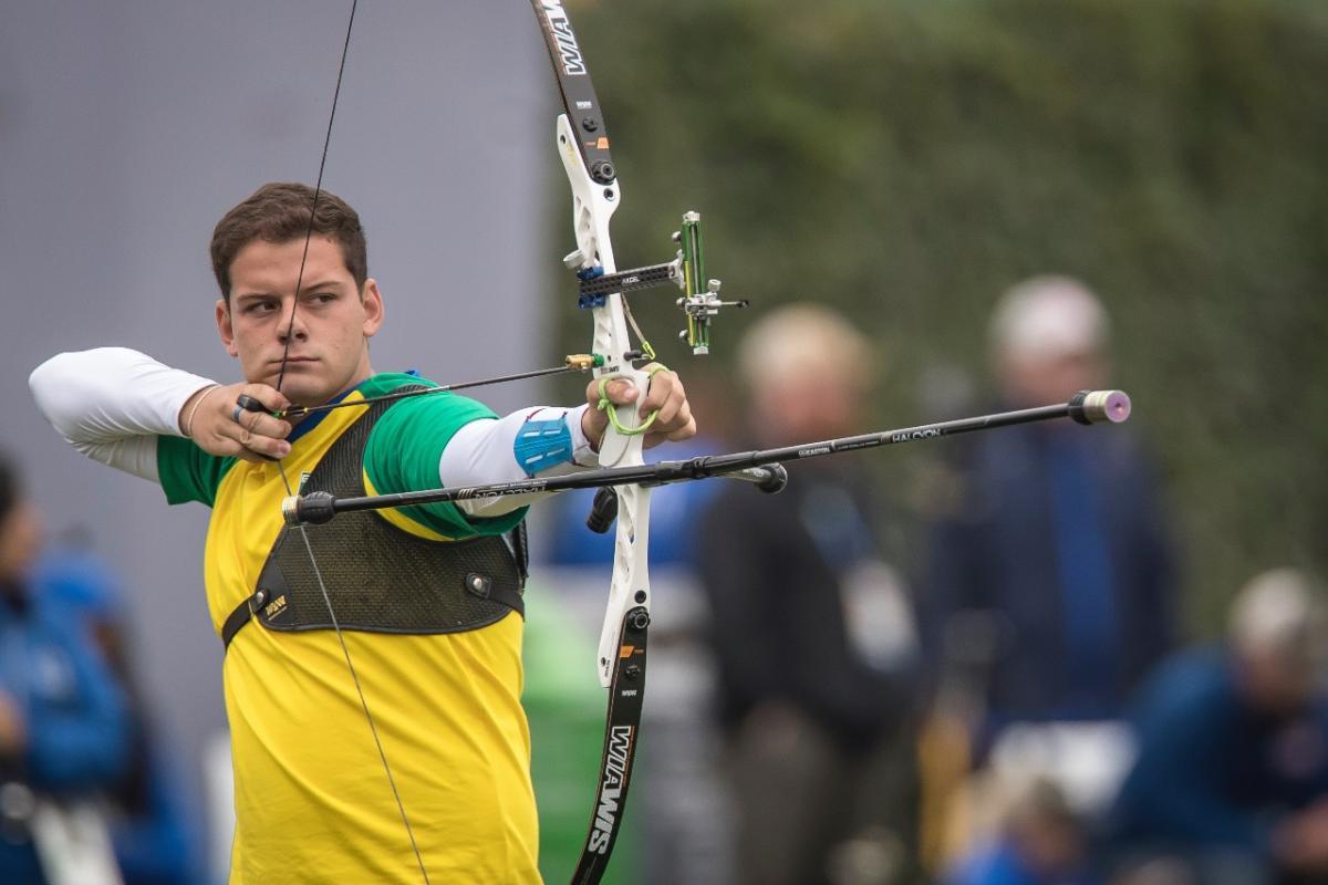 Marcus Vinicius é o primeiro brasileiro a liderar o ranking mundial da modalidade: esperança de medalha em Paris (Divulgação/ COB)