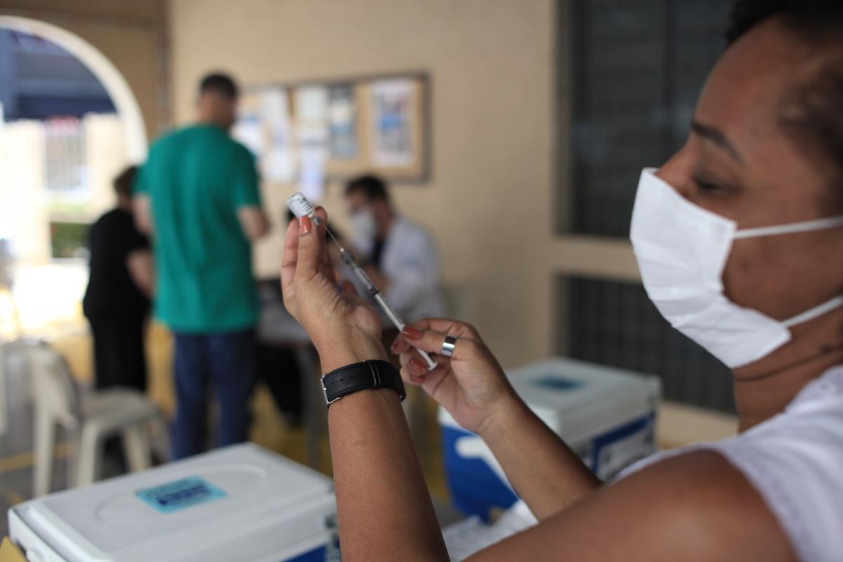 Movimento de pessoas para vacinação da gripe tem sido baixo em Campinas (Kamá Ribeiro)