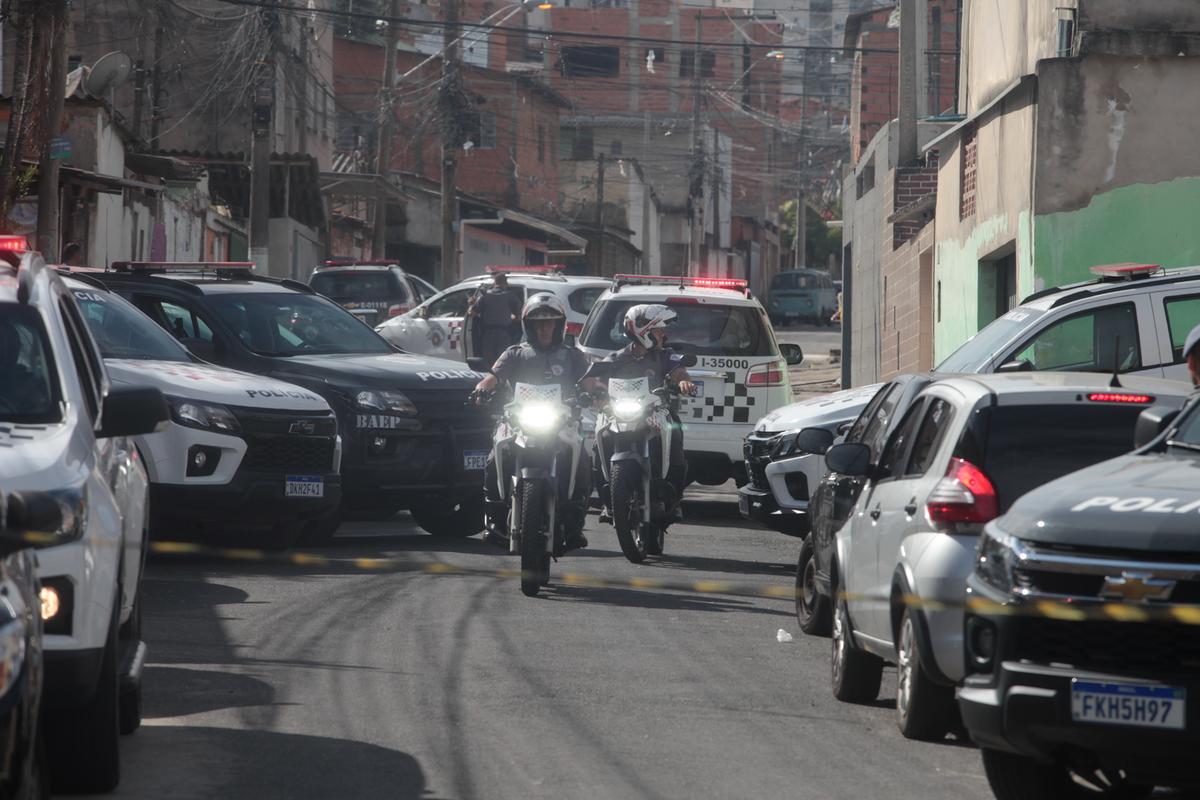Policiais militares do Baep voltaram a patrulhar Jardim Paranapanema (Rodrigo Zanotto)