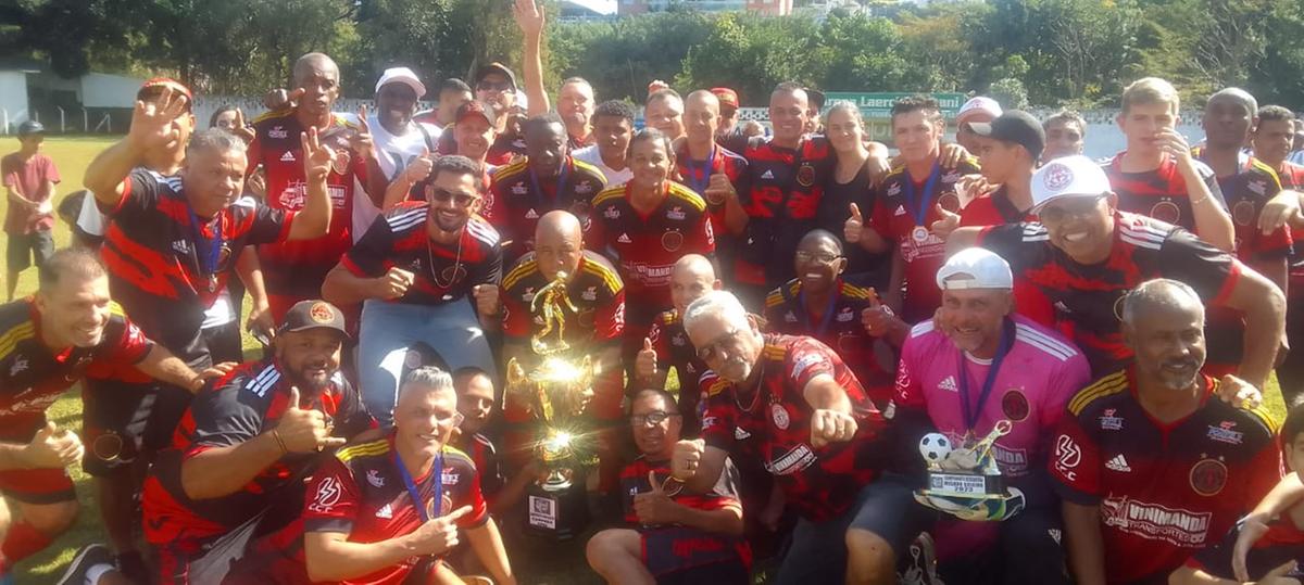 São Cristóvão goleou o time do Vila Rica e ficou com a taça do Hipermaster (Divulgação)