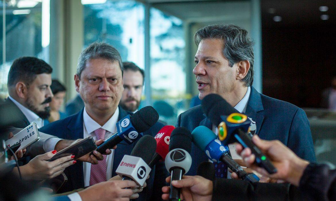 Tarcísio de Freitas reuniu-se com ministro Haddad (Diogo Zacarias/Ministério da Fazenda)