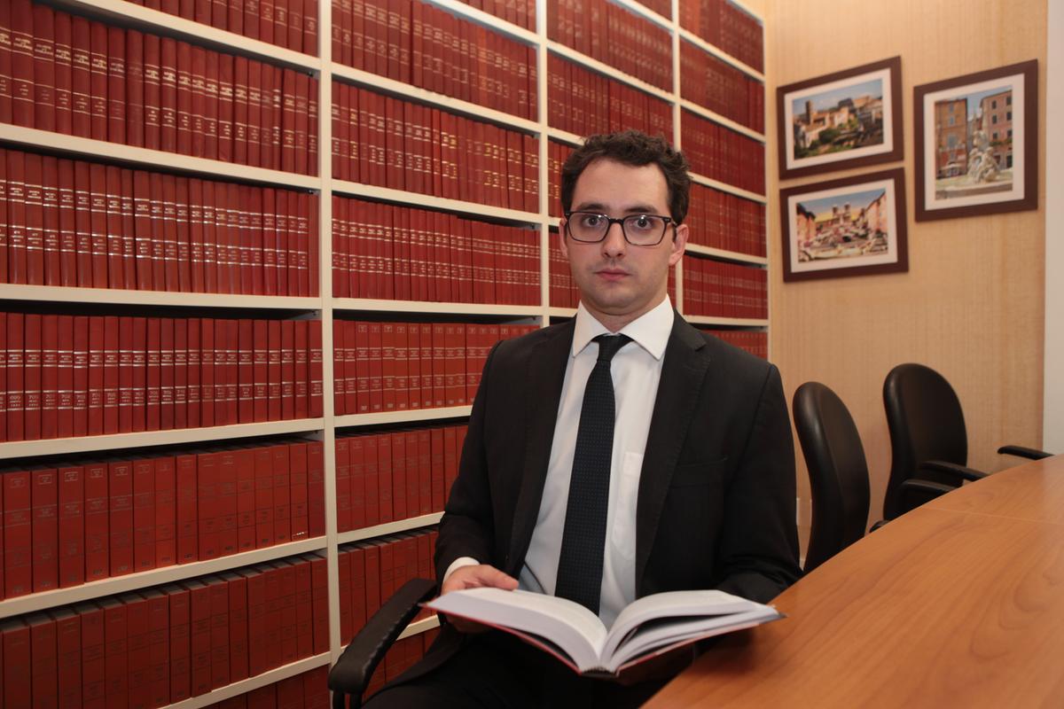 O advogado Salvador Scarpelli Neto, da OAB em Campinas, explica que a função do STJ é unificar a interpretação da legislação federal (Rodrigo Zanotto)