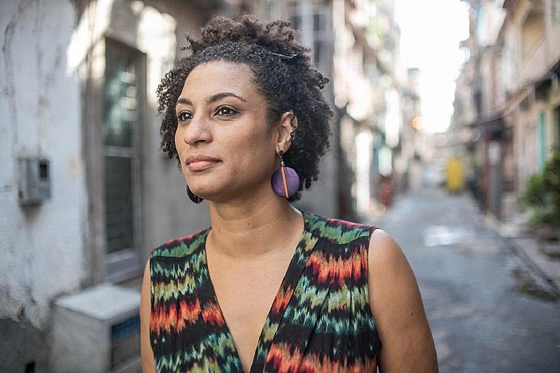 O assassinato de Marielle e Gomes ocorreu em 2018, quando o carro em que ambos estavam foi alvejado por tiros na região central do Rio, após deixarem um evento do PSOL. (Mídia NINJA)