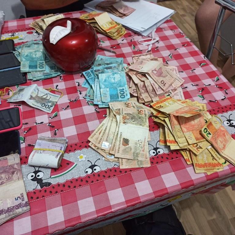 Polícia Federal e Polícia Militar do Estado de São Paulo cumprem cinco mandados na segunda fase da Operação Malta (Divulgação)