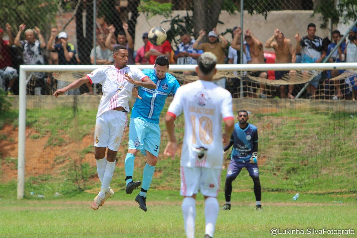 Lance do jogo do ano passado do Galacticos na principal divisão do futebol amador (@lukinha.silvafotografo)