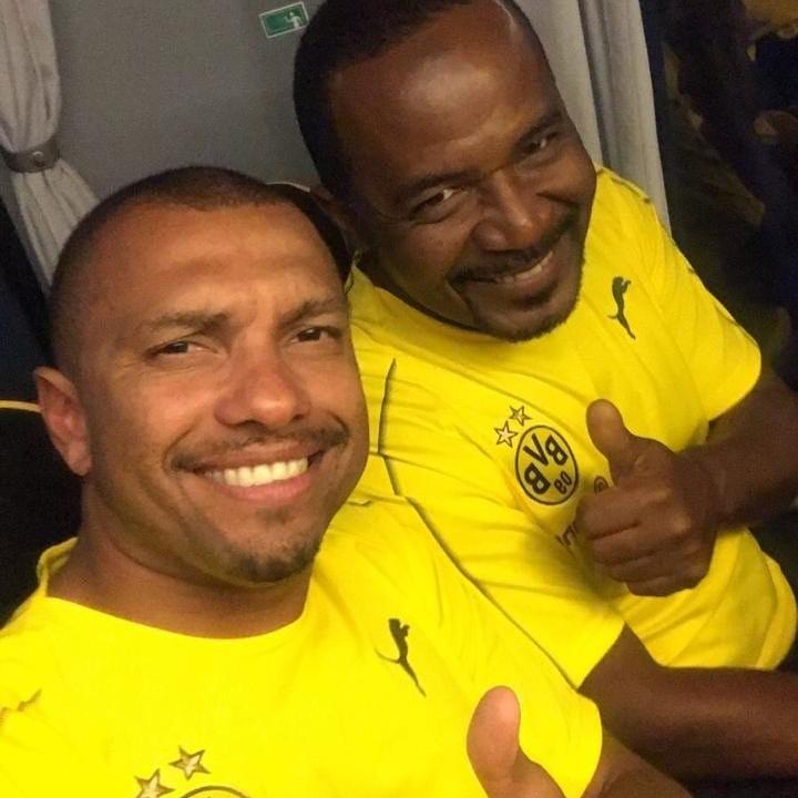 Amoroso e Júlio César sempre participam de eventos do Borrussia Dortmund (Divulgação)