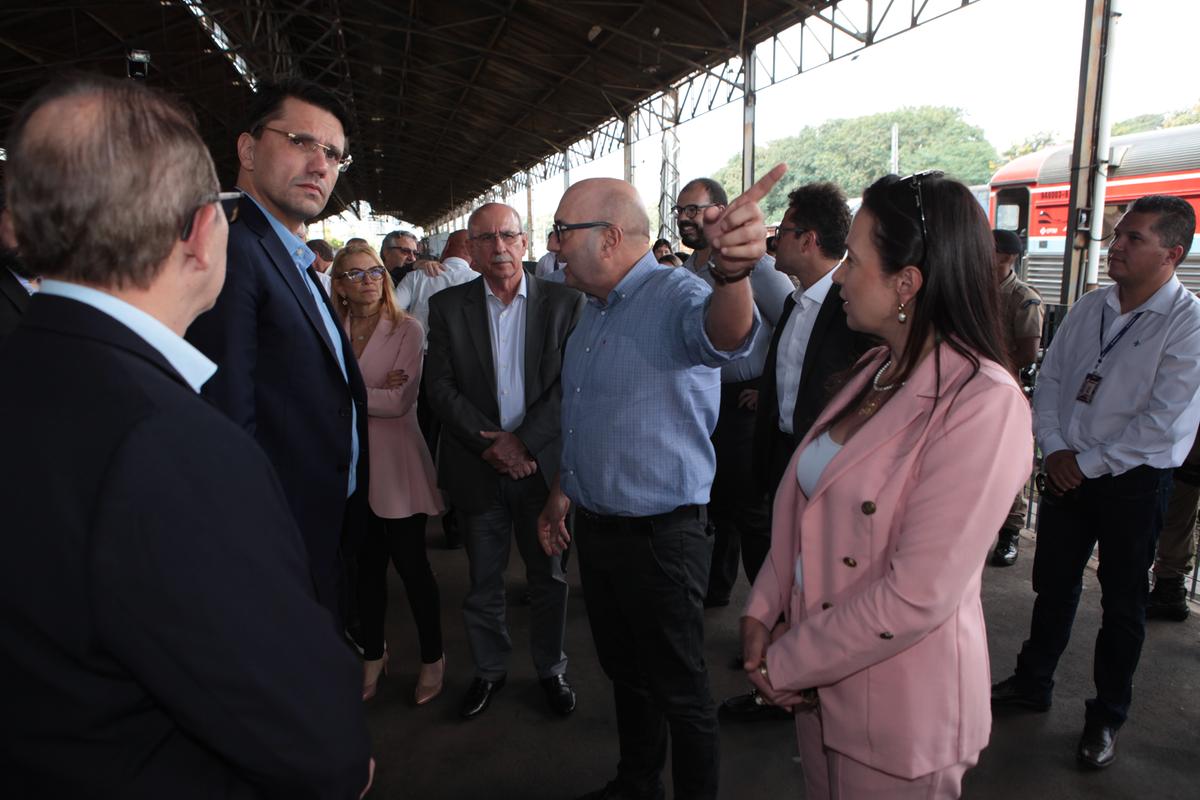 Em abril, o secretário estadual de Parcerias em Investimentos, Rafael Benini (à esquerda), esteve em Campinas e participou de reunião com o prefeito Dário Saadi; revitalização do Centro será importante para o projeto (Rodrigo Zanotto)