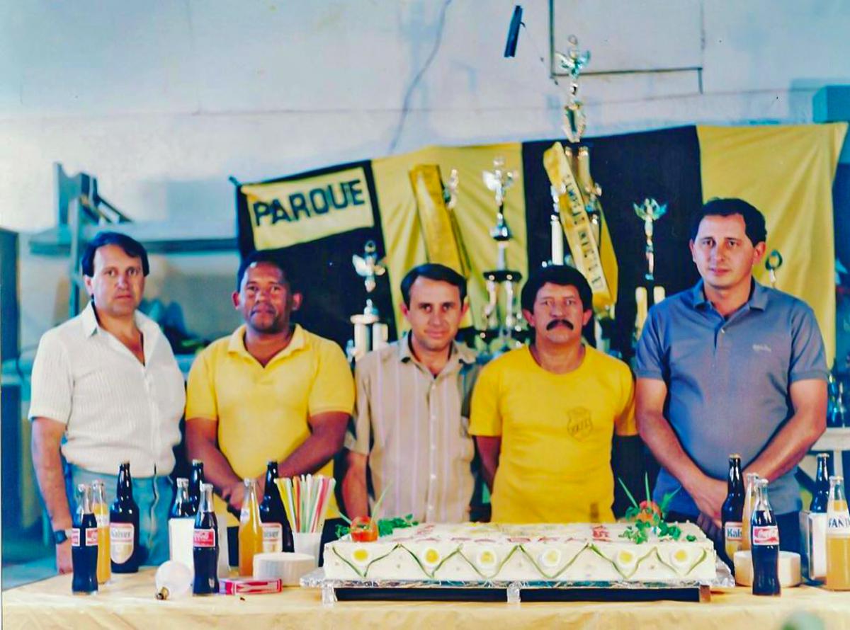 Wallace, Bertinho, Luis, Dermival e Zé Rubens. Diretoria nos anos 80! (Divulgação)