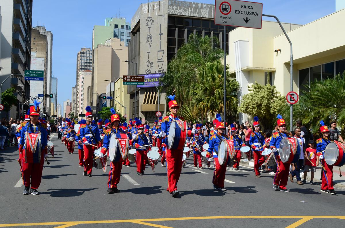 Fanfarra do Colégio Dom Barreto, uma das mais tradicionais de Campinas: 60 componentes devem desfilar na Avenida Francisco Glicério (Divulgação)