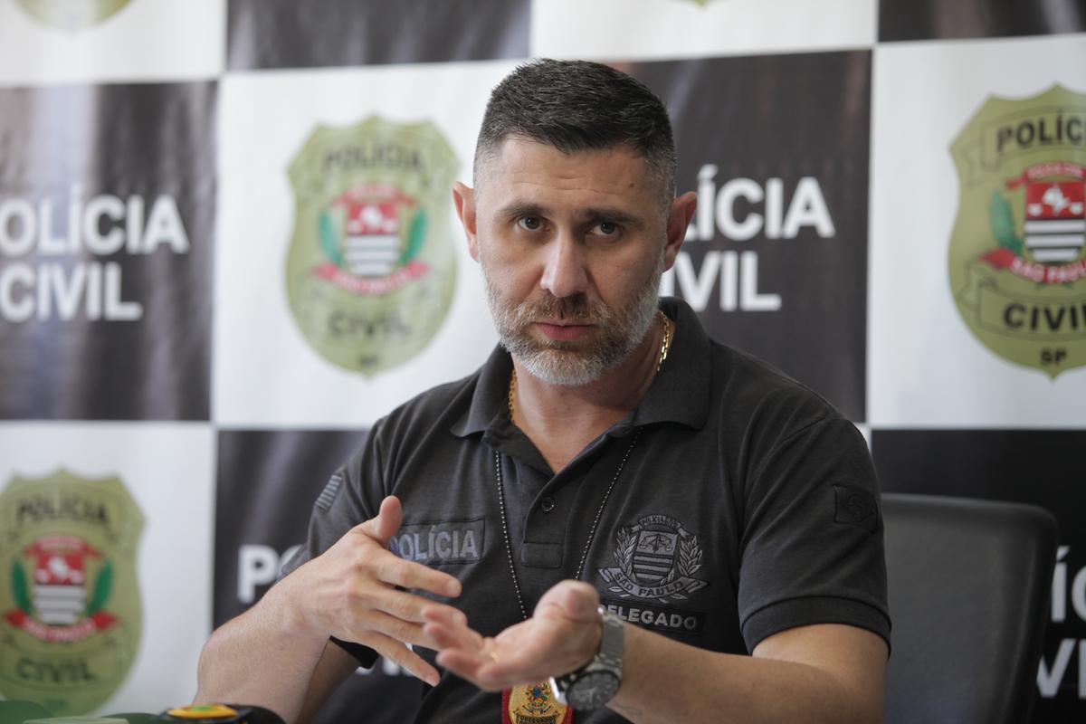 O delegado da Delegacia de Investigações Gerais (DIG), responsável pelo caso, Elton Costa, está indignado com a ousadia e frieza dos criminosos (Rodrigo Zanotto)