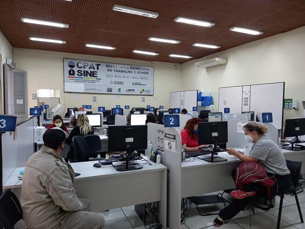 Empresas com oferta de vagas e trabalhadores já podem procurar o CPAT para iniciar os processos de seleção (Arquivo PMC)