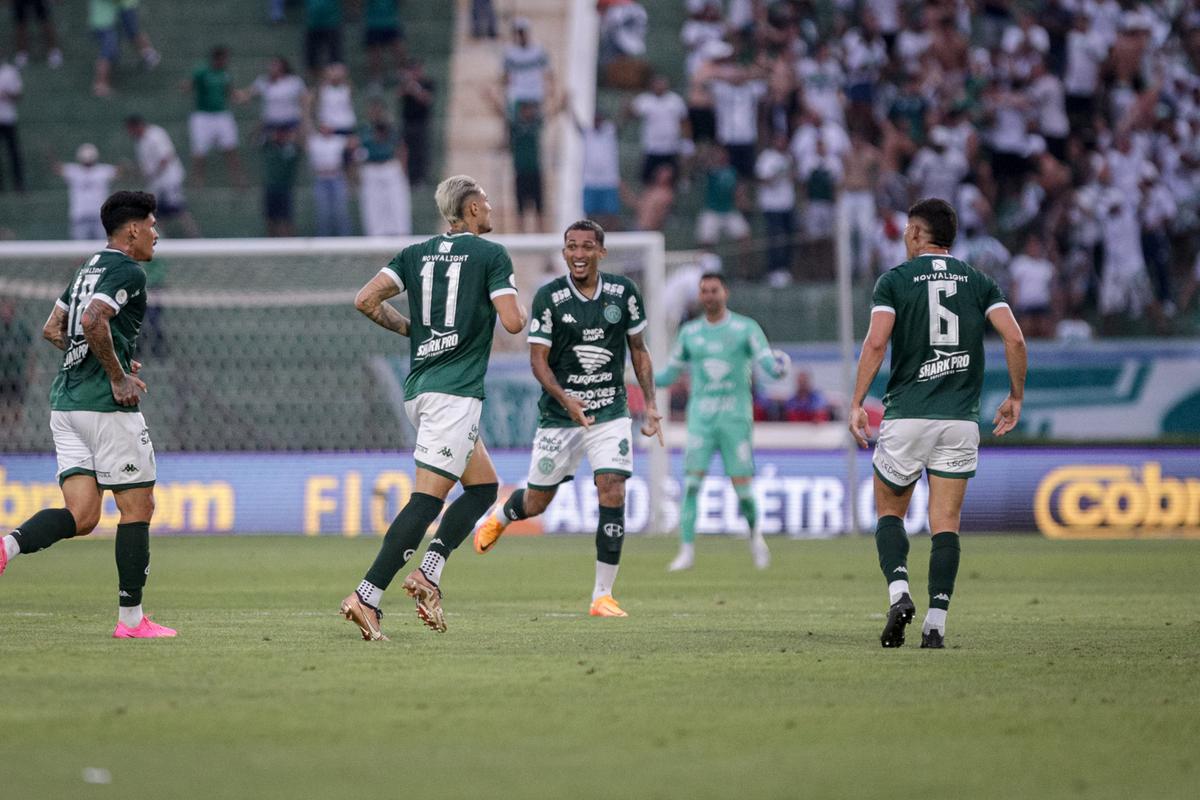 O triunfo de sábado foi marcado pela quebra do jejum de gols do artilheiro Derek, que não balançava as redes há mais de dois meses (Raphael Silvestre/Guarani FC)