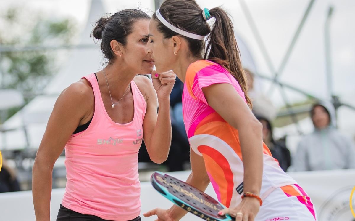 Sofia Cimatti (à esquerda) e Giulia Gasparri (@reigo_photography)