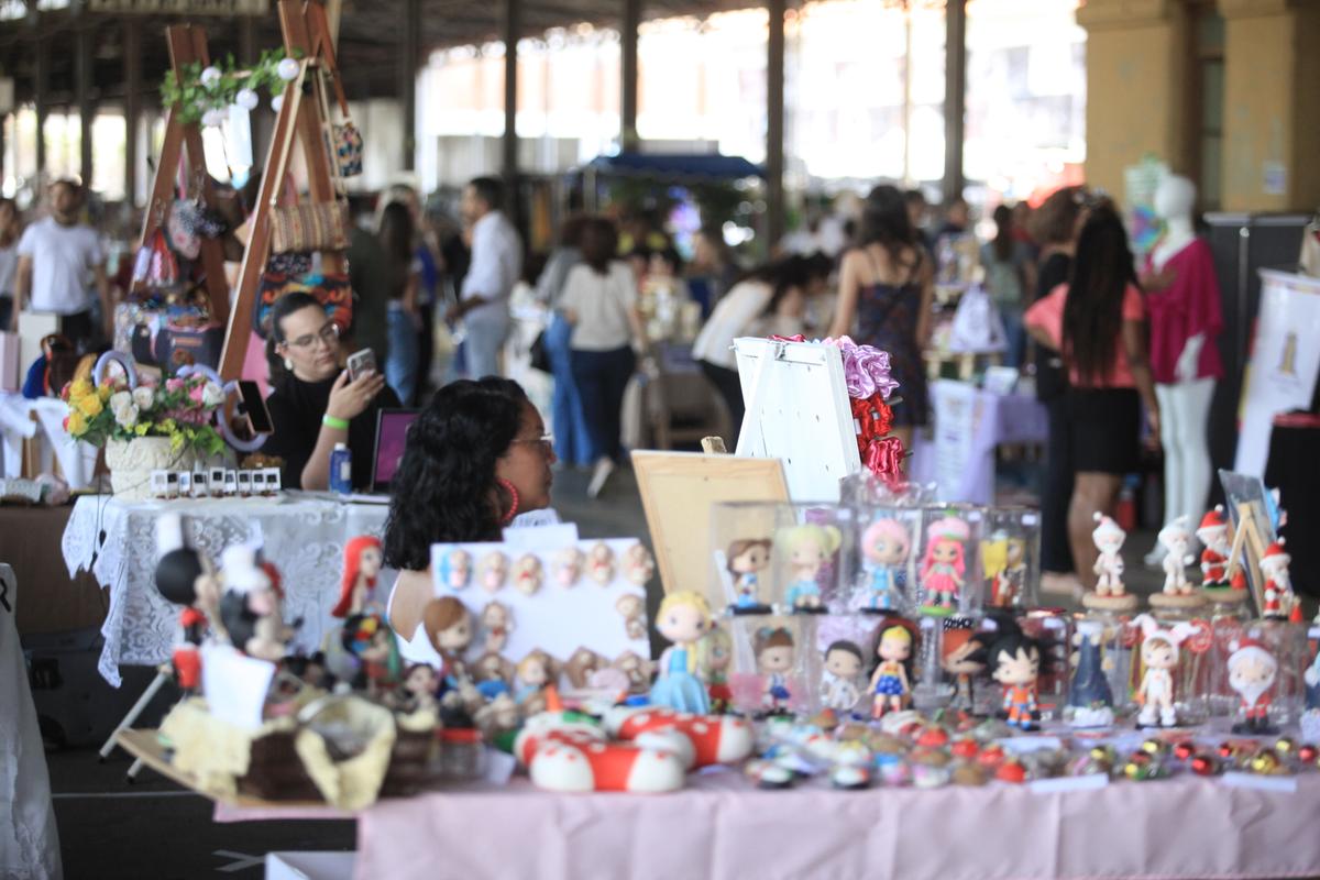 Estímulo ao empreendedorismo promove a autonomia das mulheres participantes; projeto de lei, em tramitação na Câmara Municipal, pretende institucionalizar e transformar a Feira em política pública municipal (Kamá Ribeiro)