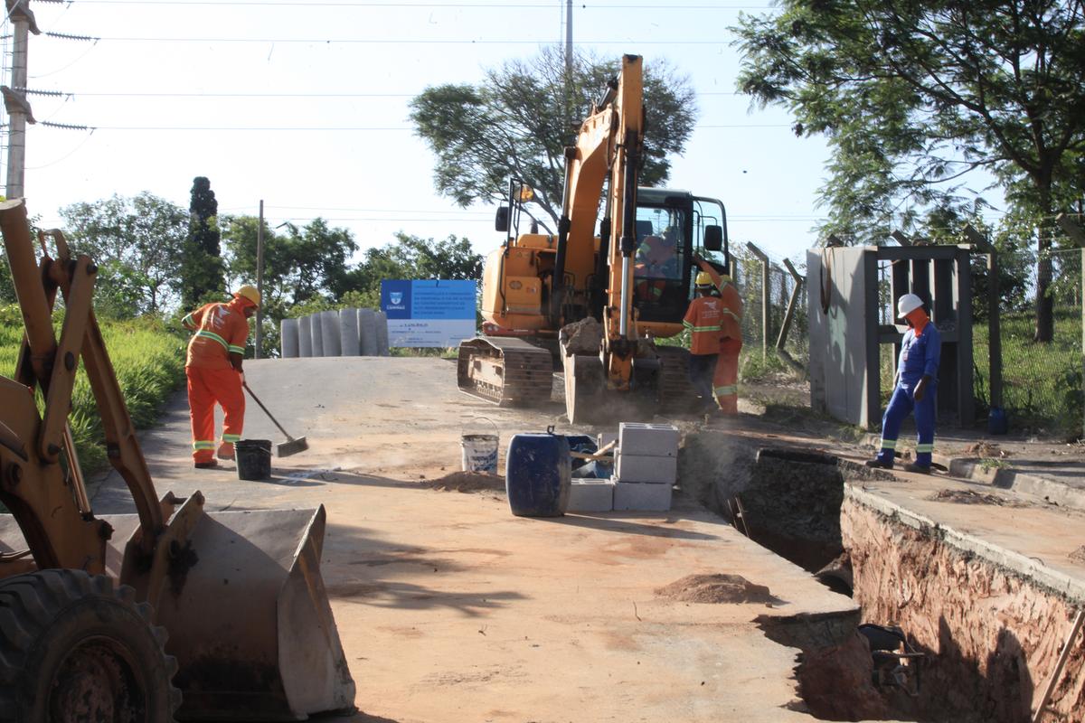 Centro Esportivo de Alto Rendimento (Cear), no Swiss Park, começou a ser pavimentado no mês passado; investimento para 1,1 km de pavimentação e 500 metros de drenagem é de R$ 3,4 milhões (Kamá Ribeiro)