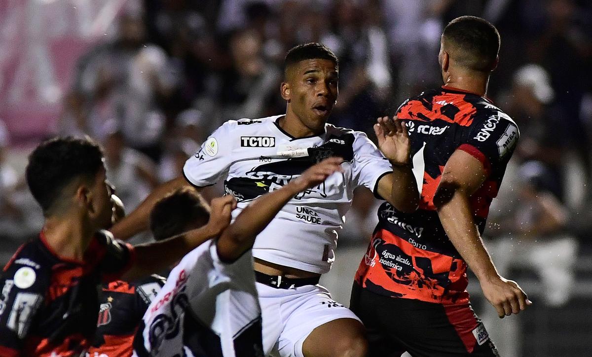 Eliel é a esperança de gols da Ponte Preta nas últimas rodadas (Marcos Ribolli/Ponte Press)