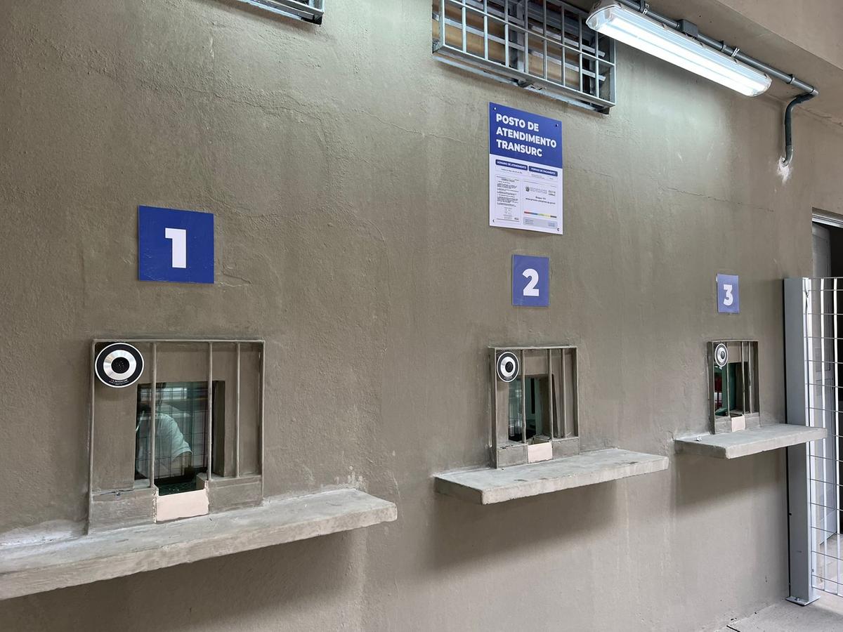 O atendimento no Terminal Central ocorre de segunda a segunda, até às 23h, nos postos interno e externo (Divulgação/Emdec)