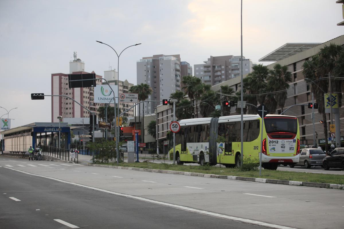População quer novas linhas, expansão do atendimento ou mudança de itinerários, além de melhorias no sistema de bilhetagem eletrônica e mais facilidade nos meios de pagamento da tarifa (Kamá Ribeiro)