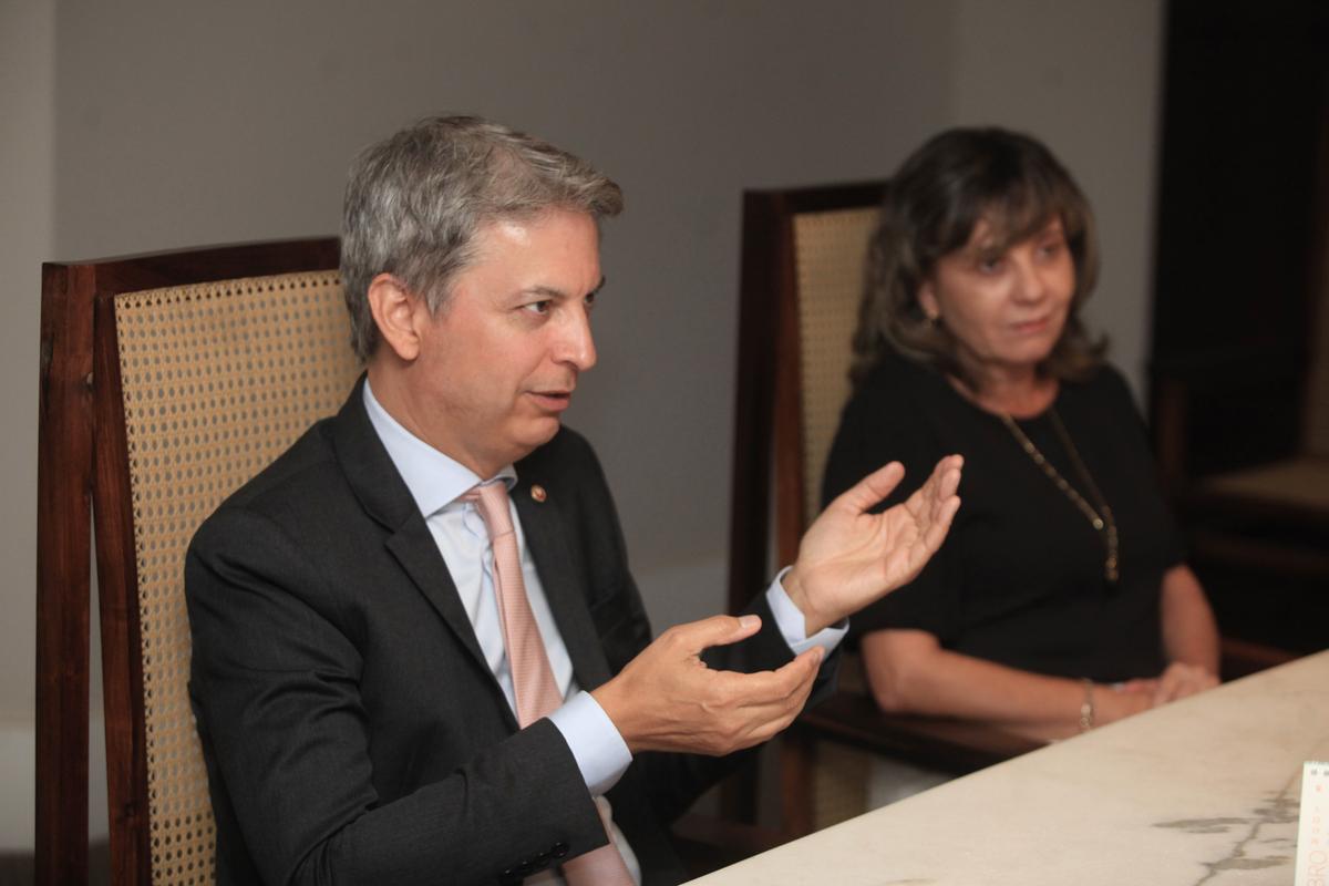 Vice-procurador-chefe, Ronaldo José Lira, ao lado de Alvamari Cassillo Tebet, concede entrevista exclusiva ao Correio Popular a convite do presidente-executivo, Ítalo Hamilton Barioni (Kamá Ribeiro)