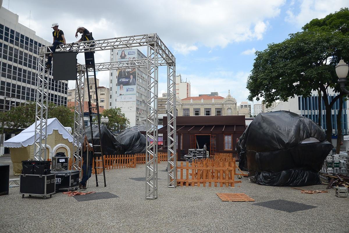 Vila do Papai Noel será inaugurada na sexta-feira (24) com show da banda Fat Family no Largo do Rosário (Alessandro Torres)