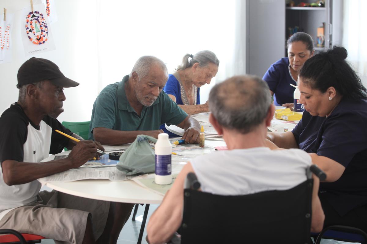 Prefeitura inaugurou em setembro a primeira unidade do Centro Dia da Pessoa Idosa; acolhimento, proteção e convivência com outras pessoas para diminuir isolamento social são alguns dos propósitos do espaço (Kamá Ribeiro)