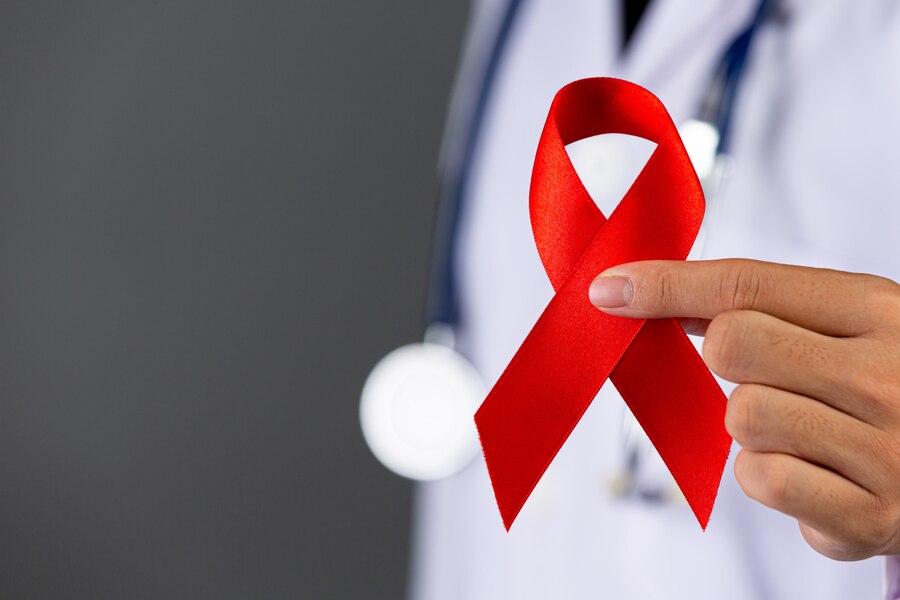 Dia Mundial de Combate à aids é celebrado nesta sexta-feira, 1º de dezembro (Freepik)