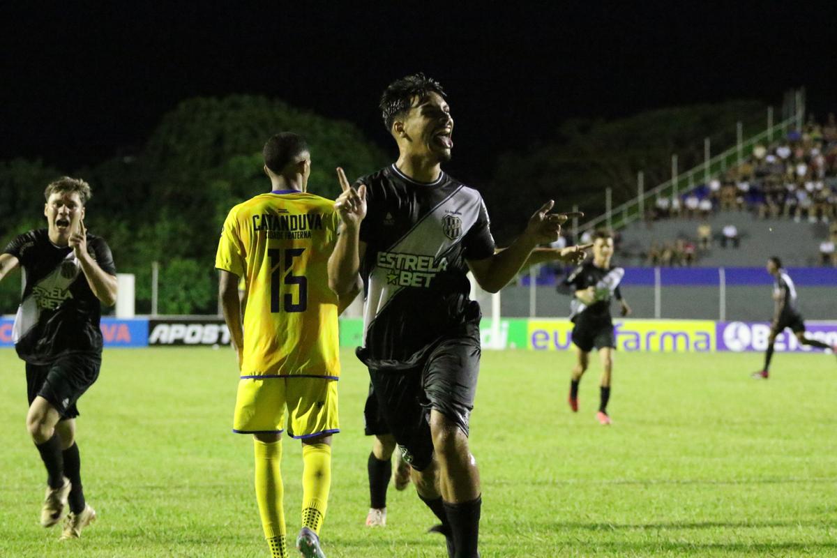Centroavante Luã marcou o gol da equipe campineira (José Bazzo/PonePress)