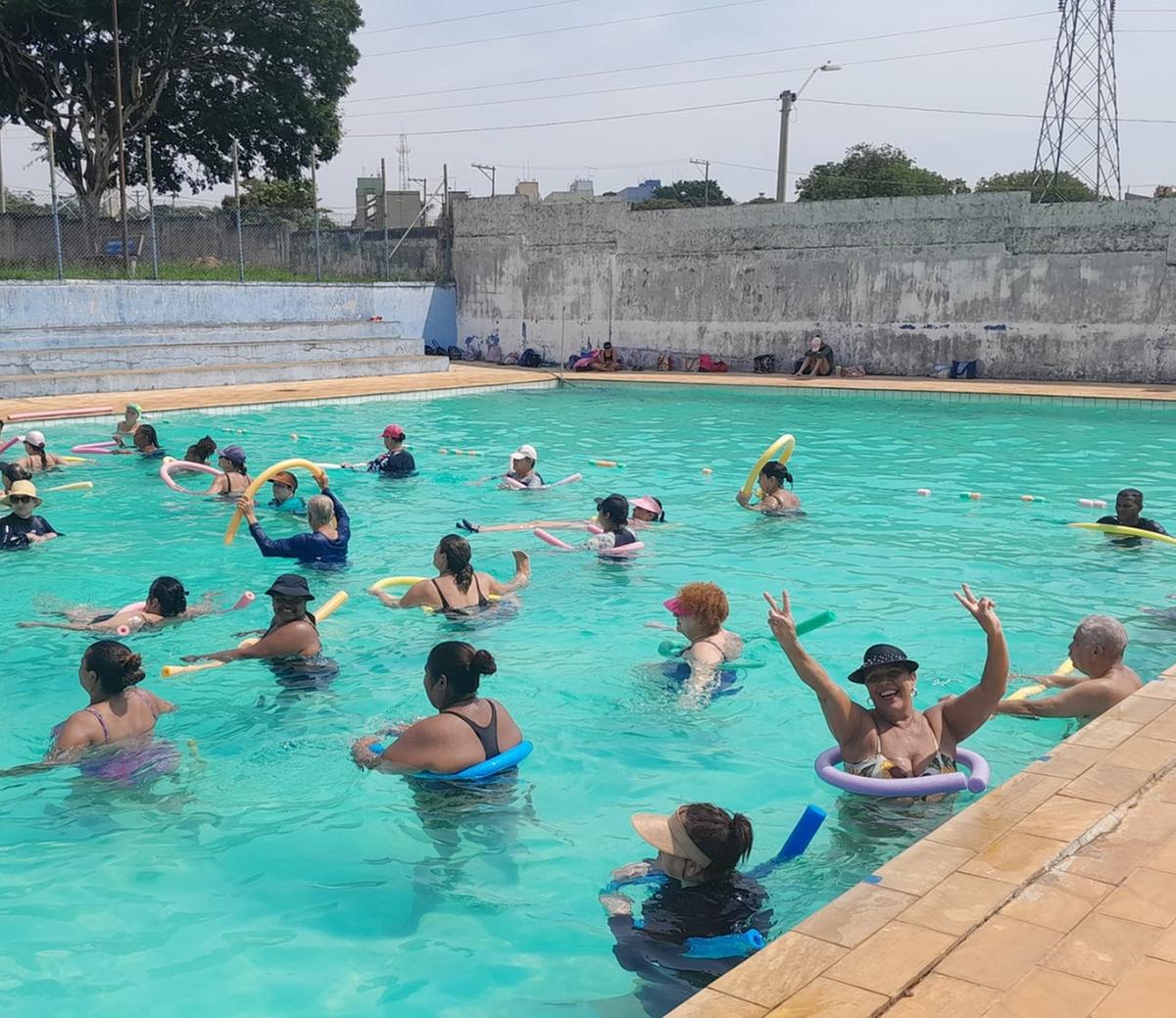 Oportunidade para fazer exercícios e se refrescar do calor (Divulgação)