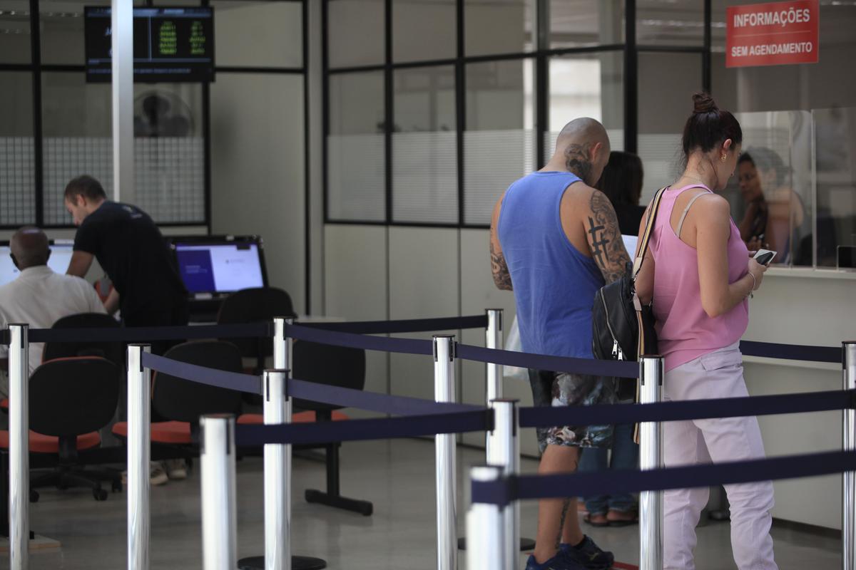 Contribuintes de Campinas que tiverem alguma dúvida sobre o IPTU devem procurar uma unidade do serviço Porta Aberta ou telefonar para a Secretaria de Finanças no número 3755-6000 (Kamá Ribeiro)