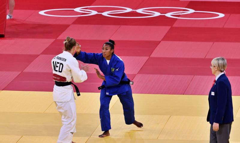 Judô: Ketleyn Quadros fica com o bronze no Grand Slam de Abu Dhabi 