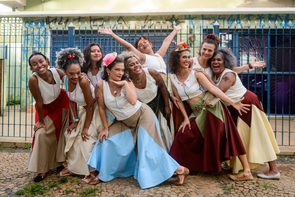 Artistas criaram o espetáculo coletivamente em quatro meses e utilizam poesia, teatro, dança e música executada ao vivo para divulgar mecanismos de proteção às vítimas de
violência (Fabiana Ribeiro)