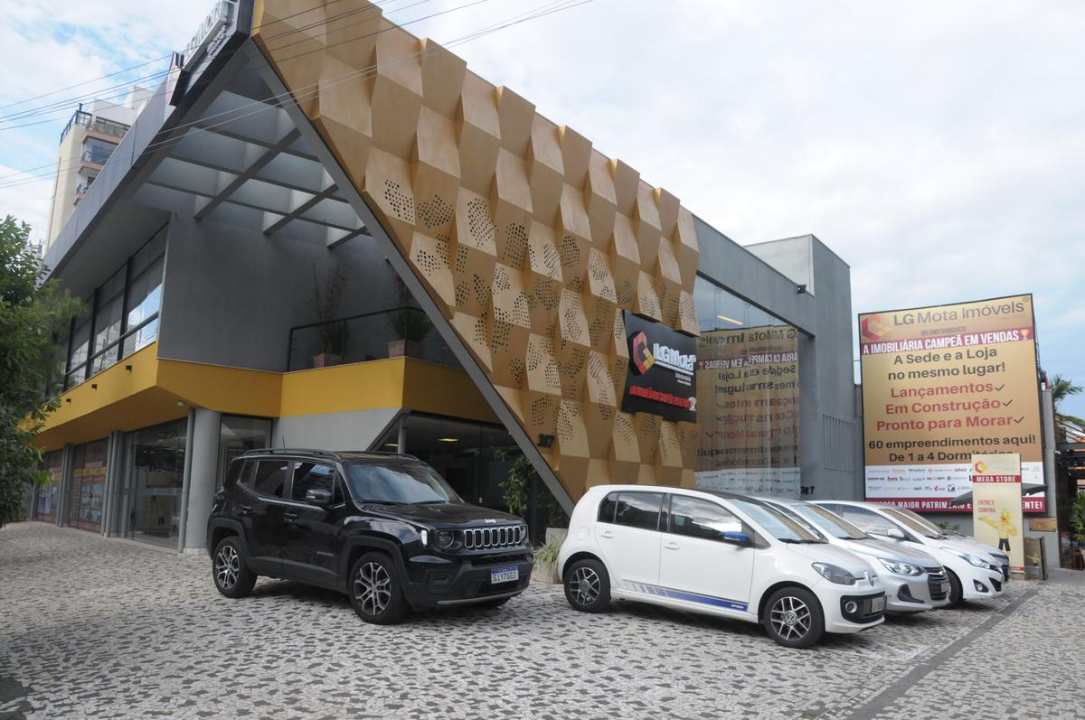Imóveis disponíveis variam de um a quatro dormitórios e de R$ 300 mil a R$ 10 milhões (Alessandro Torres)