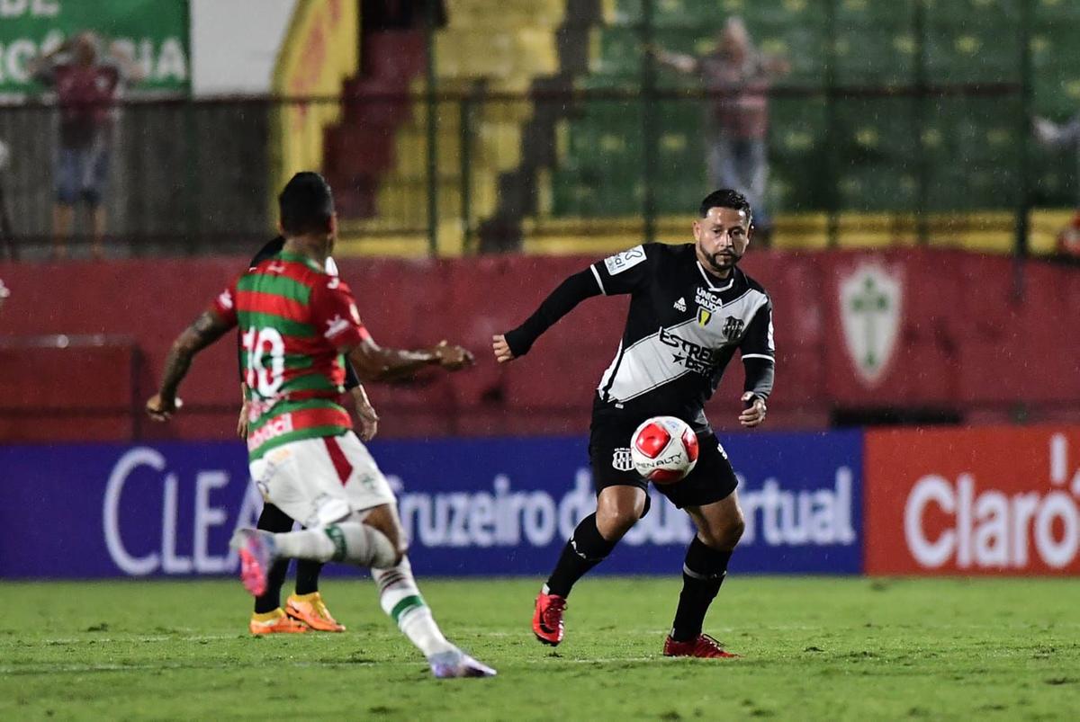 O time alvinegro bateu a Portuguesa por 2 a 0, em partida válida pela quarta rodada (Marcos Ribolli/ PontePress)