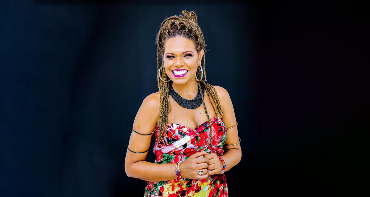A sambista Ilcéi Mirian fará o show com o grupo Bambas do Samba (Divulgação)