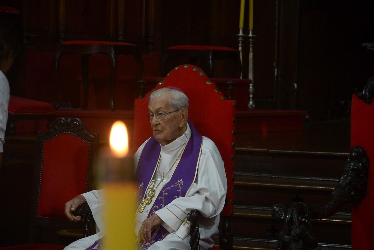 No sermão ministrado por Dom Gilberto, o religioso destacou a relevância da reflexão sobre atos de bondade e o papel da comunhão coletiva na promoção da empatia entre os indivíduos (Alessandro Torres)