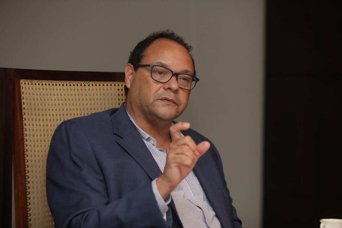 O presidente da Sanasa, Manuelito Pereira Magalhães Junior, na sede do Correio (Rodrigo Zanotto)