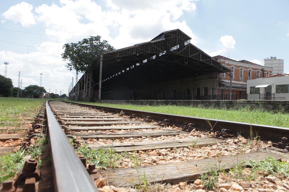 Pátio Ferroviário de Campinas; ligação Centro-Viracopos faz parte de um estudo nacional que envolve as 21 Regiões Metropolitanas do país com mais de 1 milhão de habitantes para definir o futuro do transporte (Rodrigo Zanotto)