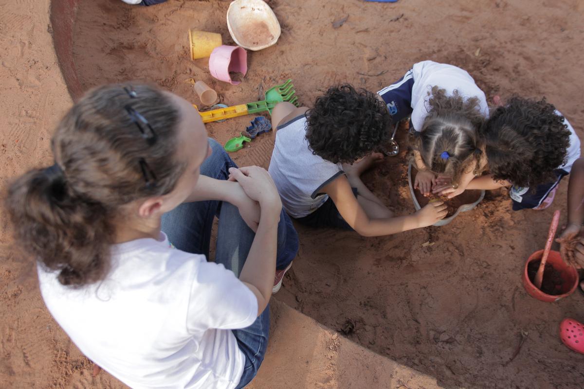 Além das atividades no auditório, está agendada uma visita ao Parque da Creche Menino Jesus de Praga (Kamá Ribeiro)